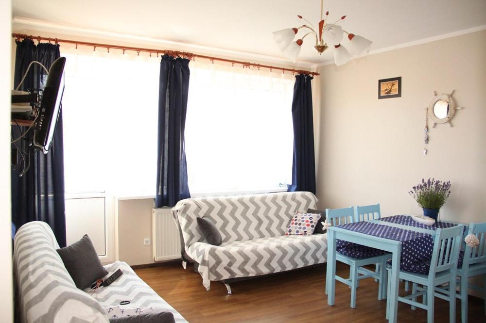 Apartamenty Eka Dom Goscinny 350M Do Plazy Rewal Extérieur photo